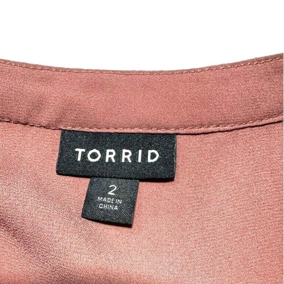Torrid Dusty Pink Front Tie Blouse Size 2x - Picture 3 of 6